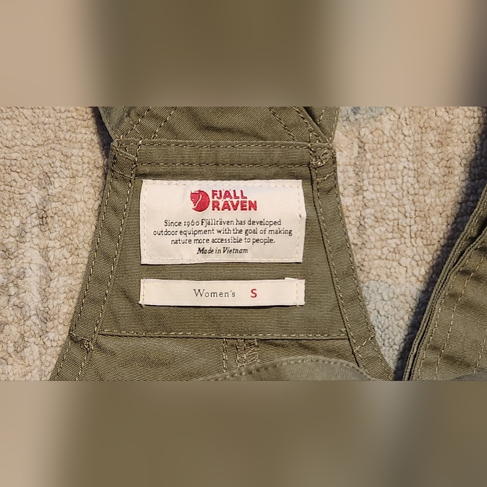 Women's FjallRaven Vardag Dungaree Trousers. Size S. Green. PLZ READ! - Picture 3 of 8